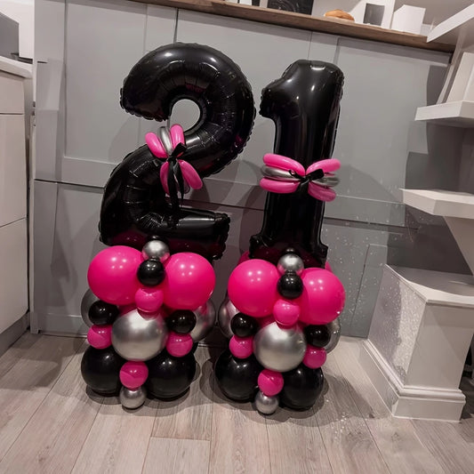 Black Number Balloon Column Decor – Sophisticated &amp; Modern Party Balloon Display in Dubai