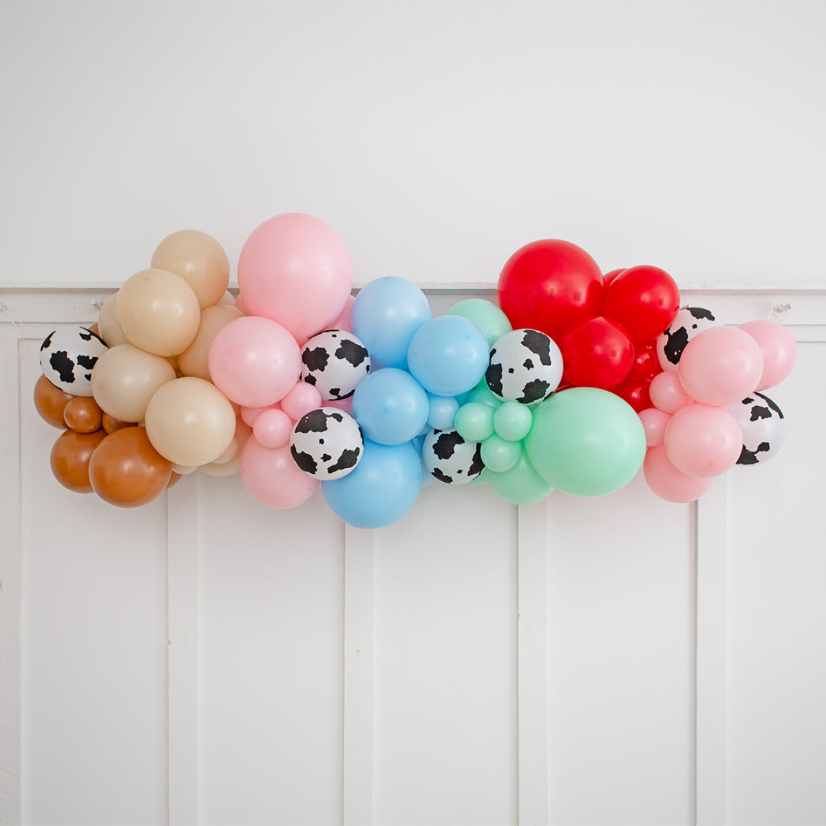Bring Fun and Whimsy to Your Event with Our Ready-Made 2m Farmyard Themed Balloon Garland