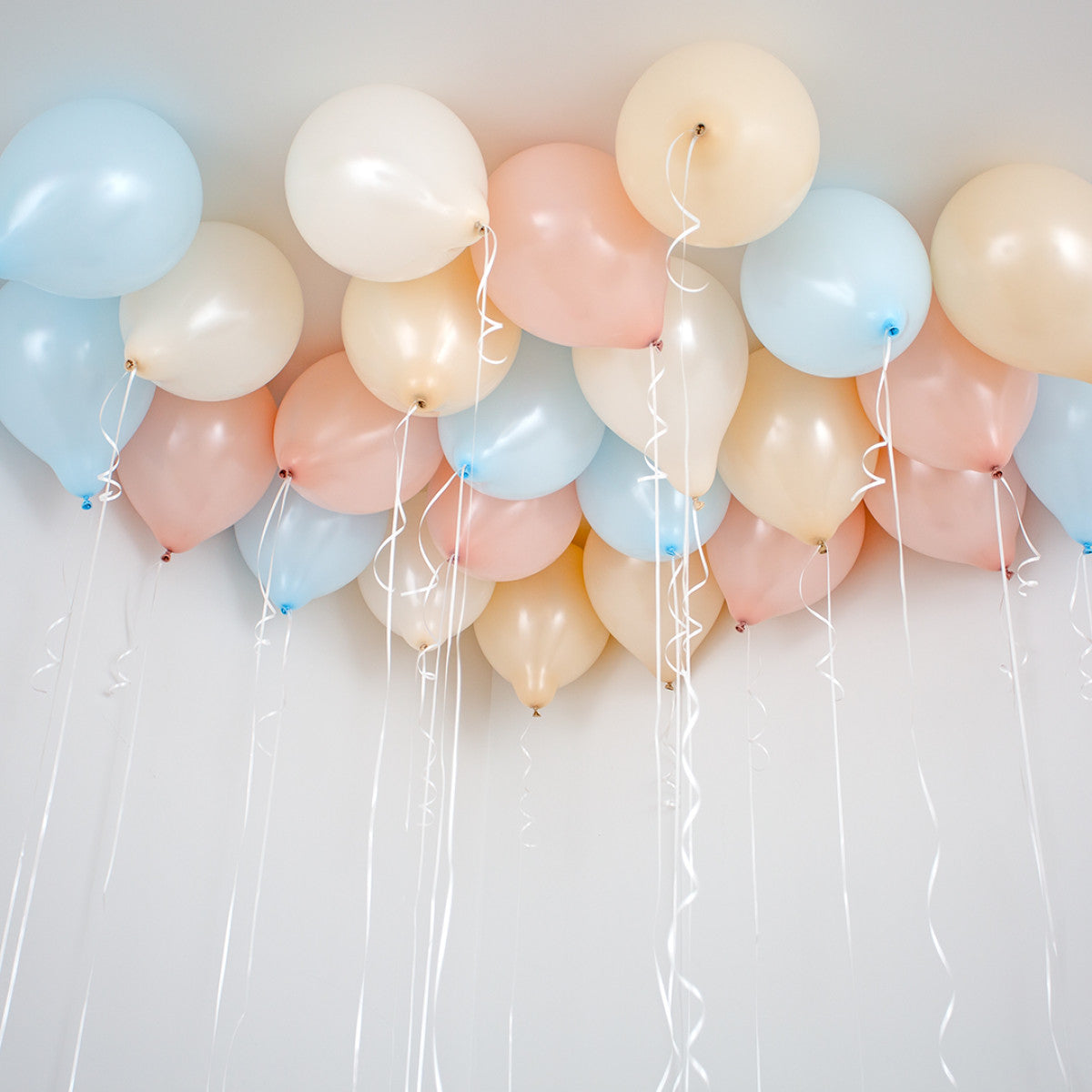 Elegant Biodegradable Helium Latex Ceiling Balloons in Soft Pastels