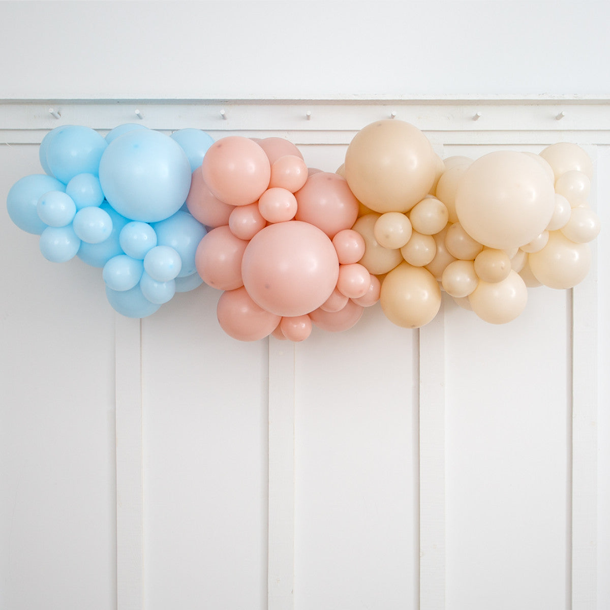 Elegant 2m Neutral Baby Pink &amp; Blue Balloon Garland for Your Celebration