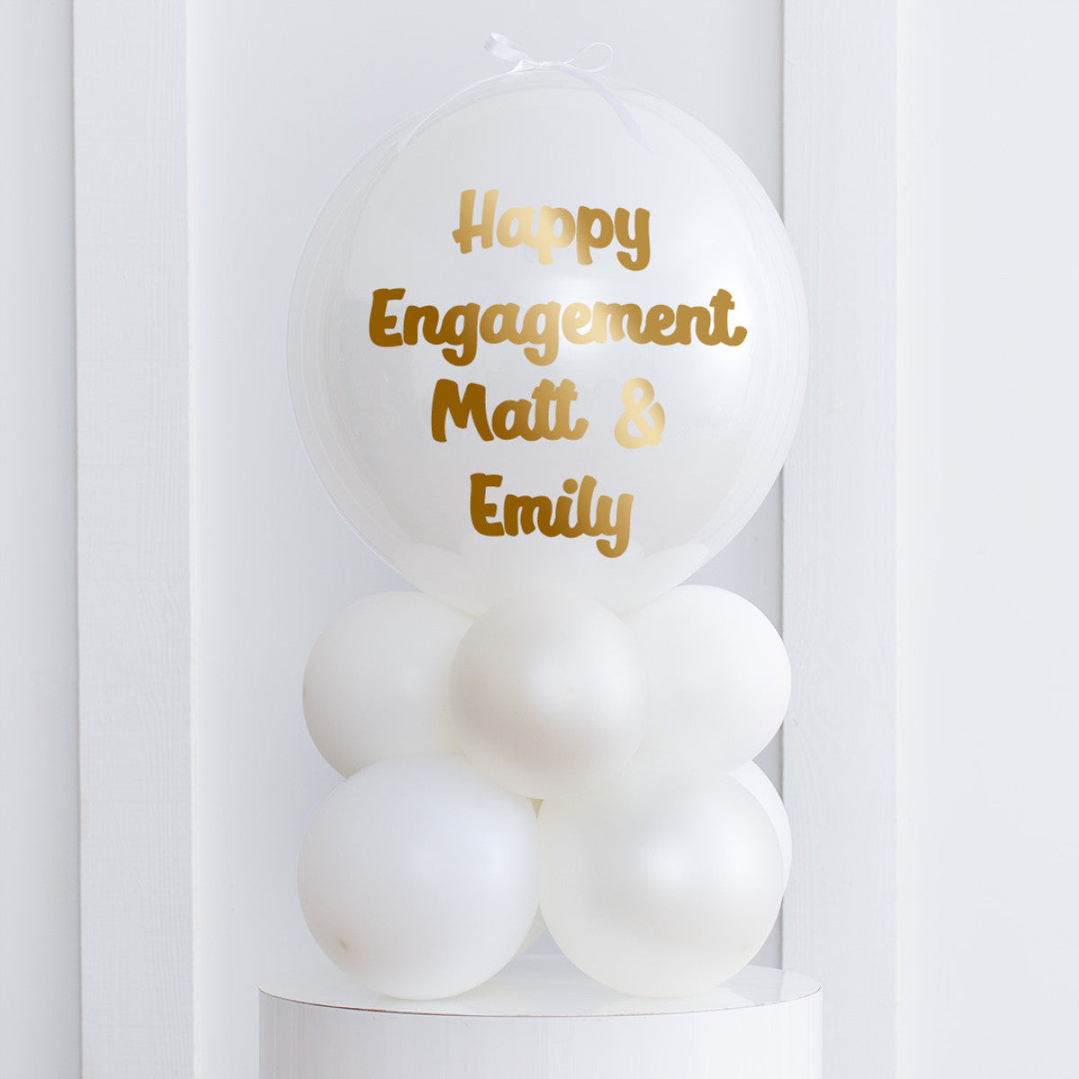 Elegant Pearl White Bubble Balloon Stack – Personalized &amp; Delivered in Dubai