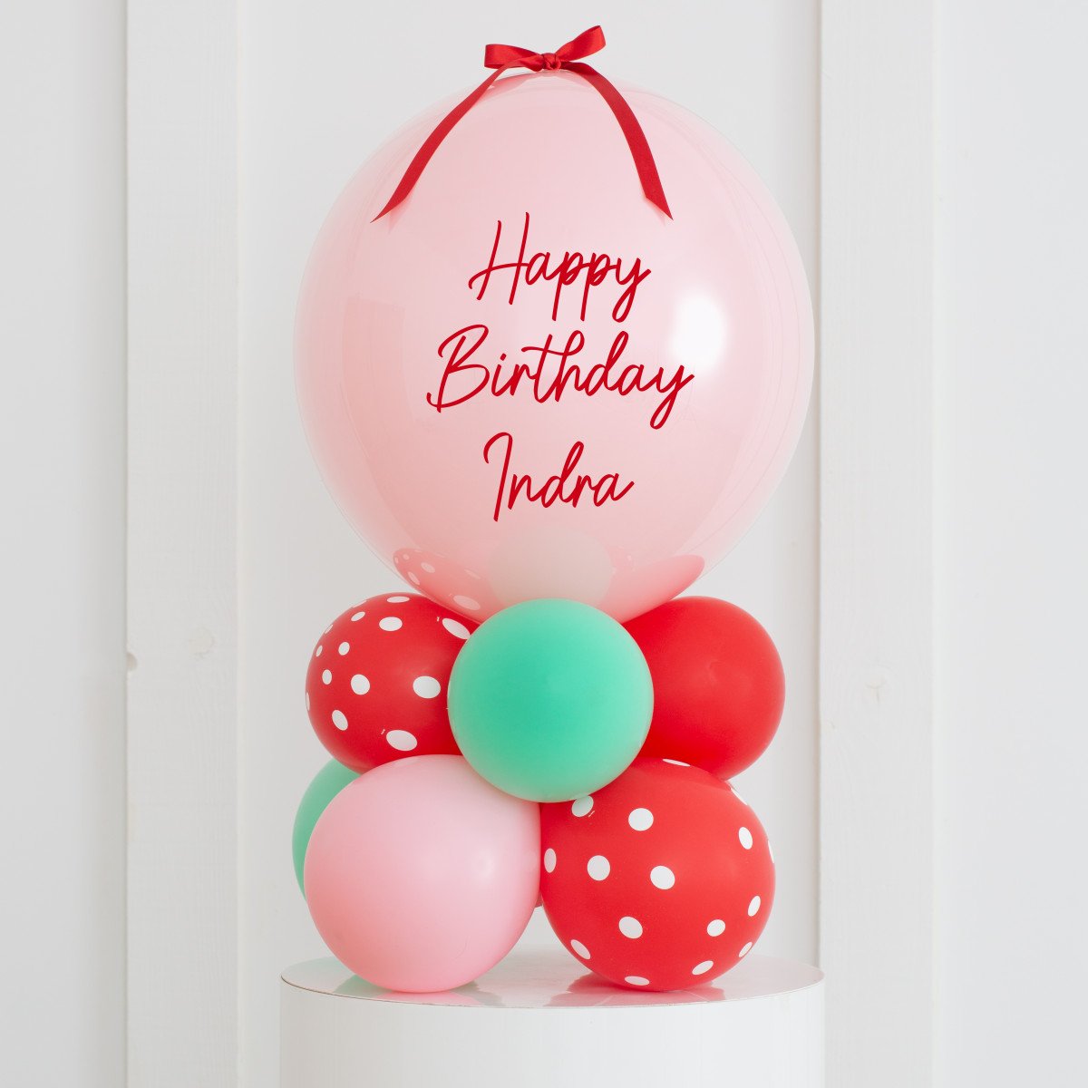Strawberry Balloon Stack – Sweet &amp; Vibrant Custom Balloon Display