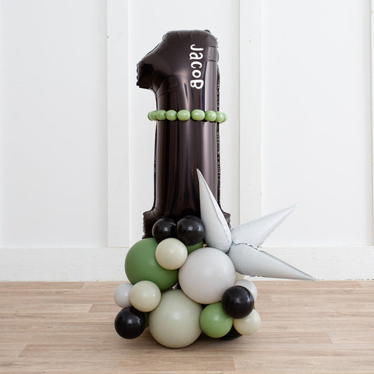 Personalized Black Number Balloon Stack – Elegant &amp; Eco-Friendly