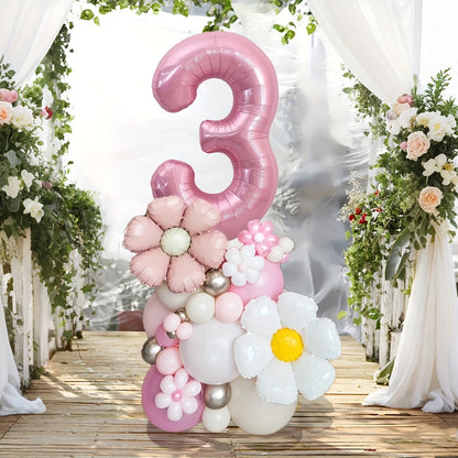 Pink Number Balloon Column with Daisy Accents – Daisy-Themed Party Decor in Dubai