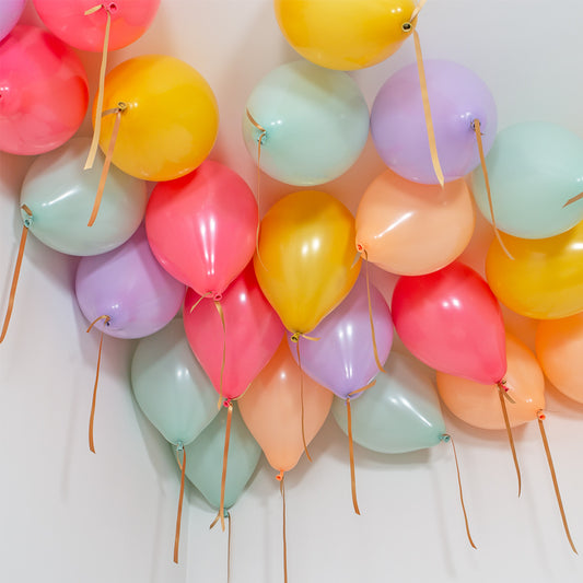 Make Your Event Extra Special with Summer Daisies Helium Ceiling Balloons