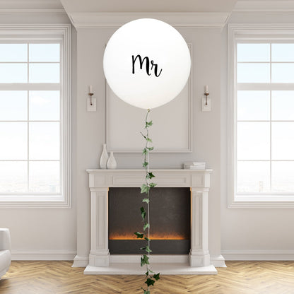 White Ivy Tail Giant Balloon