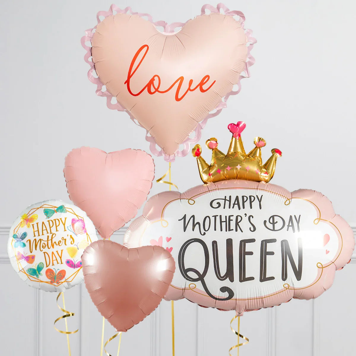 Mother's Day heart balloons with 'love' and 'Happy Mother's Day Queen' messages